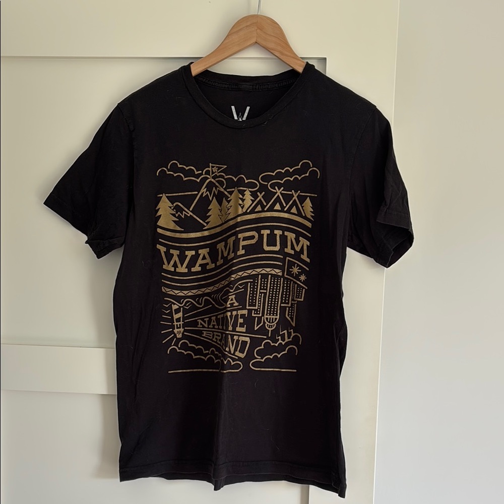 Wampum Men’s Tshirt Size Large
